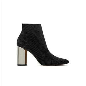 Zara FABRIC ANKLE BOOTS WITH METALLIC HEEL